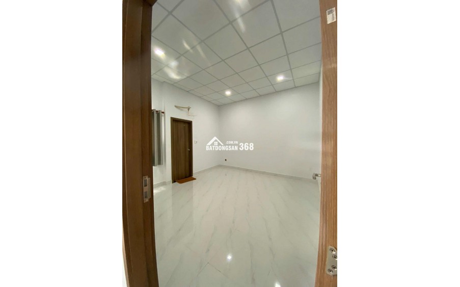 Bán nhà sát căn mặt tiền đường Tỉnh Lộ 10, DT 63m2, xây mới 1 trệt, 1 lầu